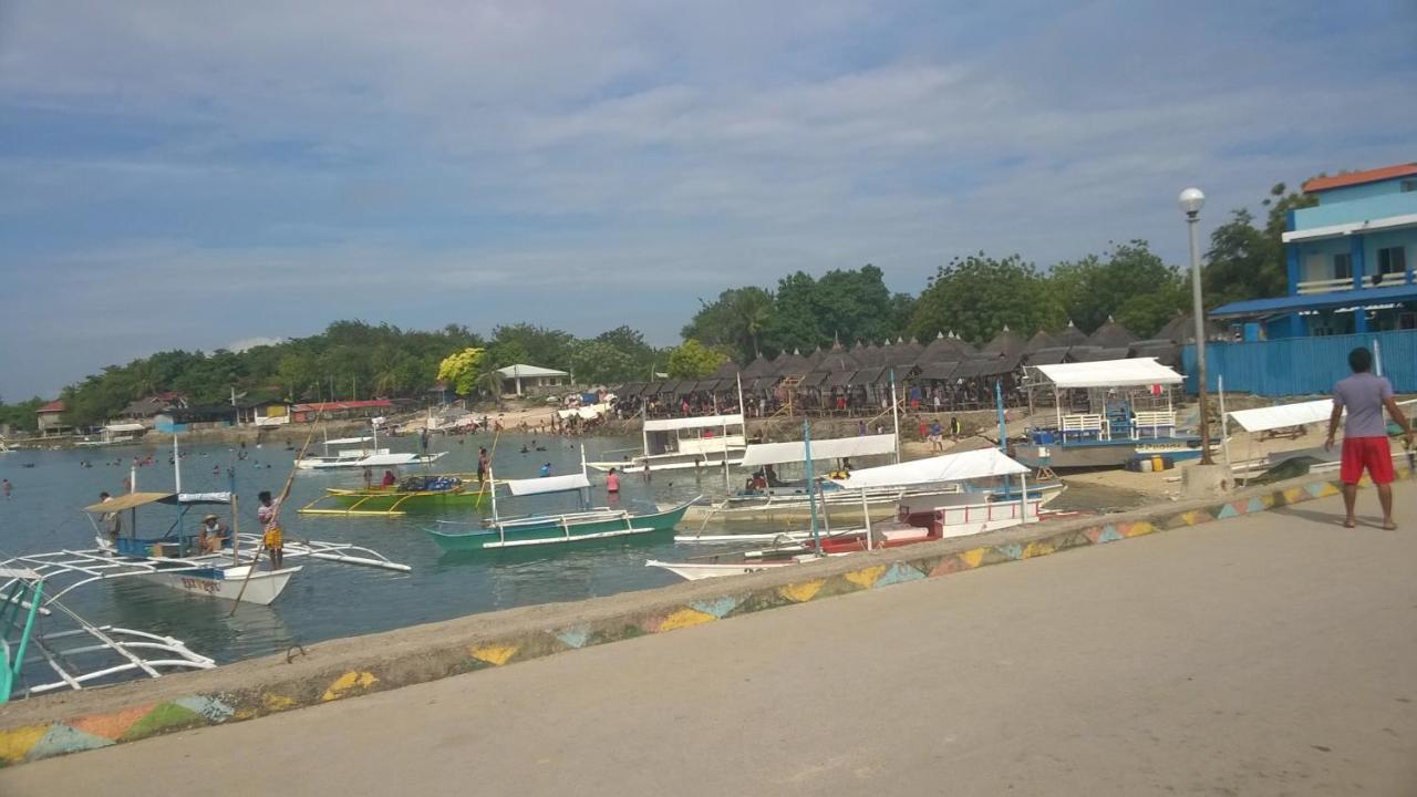 Stay And Fly At Amani Grand Resort Residences Lapu-Lapu City Exteriör bild